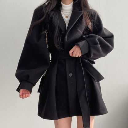 Penelope – Stylish coat for any occasion