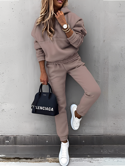 Dianna - Trendy women's jogging set with hood