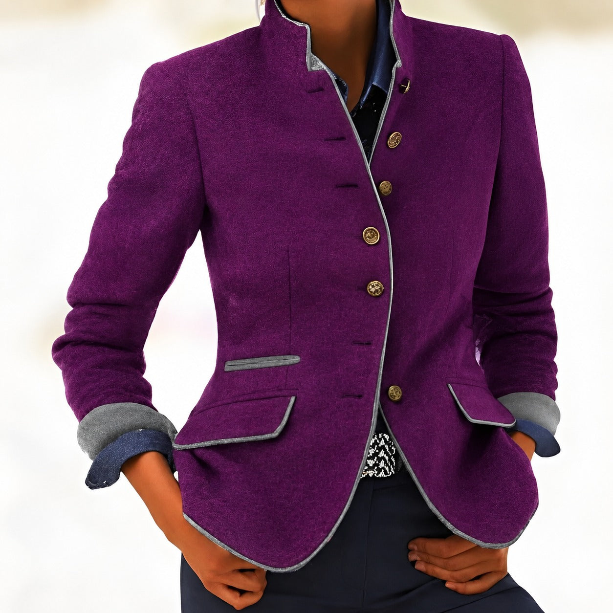 Kaelyn - Stilvolle Damenjacke mit Taschen