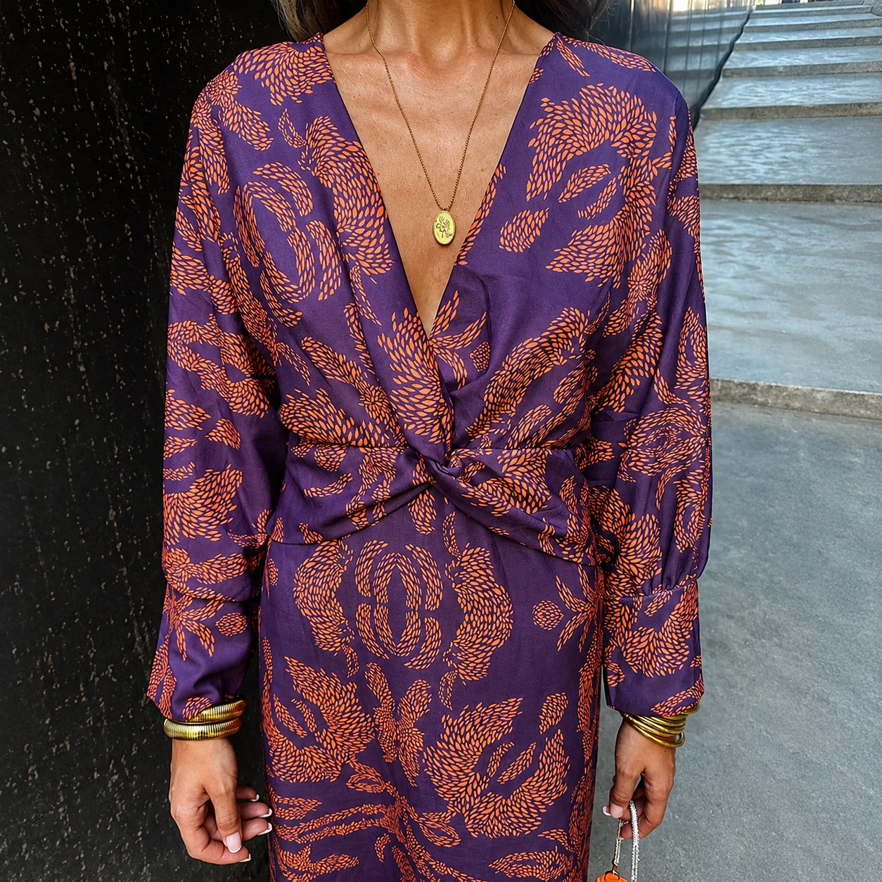 Grace - Elegantes Kleid mit Blumenmuster und Schleife