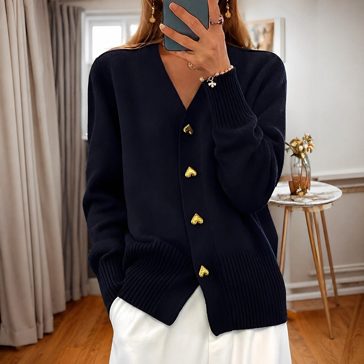 Annalee - Stilvolle Love Button Damenjacke