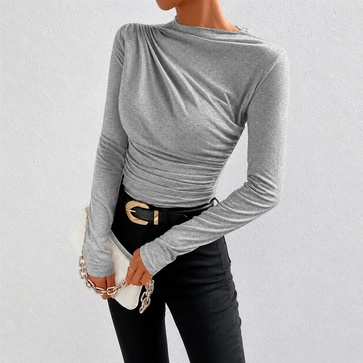 Livia - Langärmliges, figurbetontes Shirt mit Rüschen
