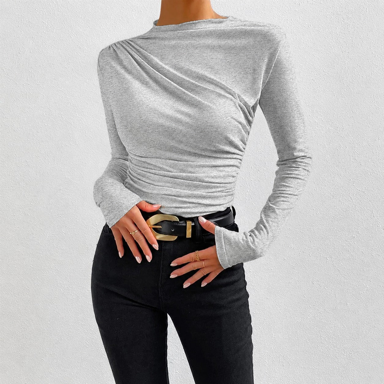 Livia - Langärmliges, figurbetontes Shirt mit Rüschen