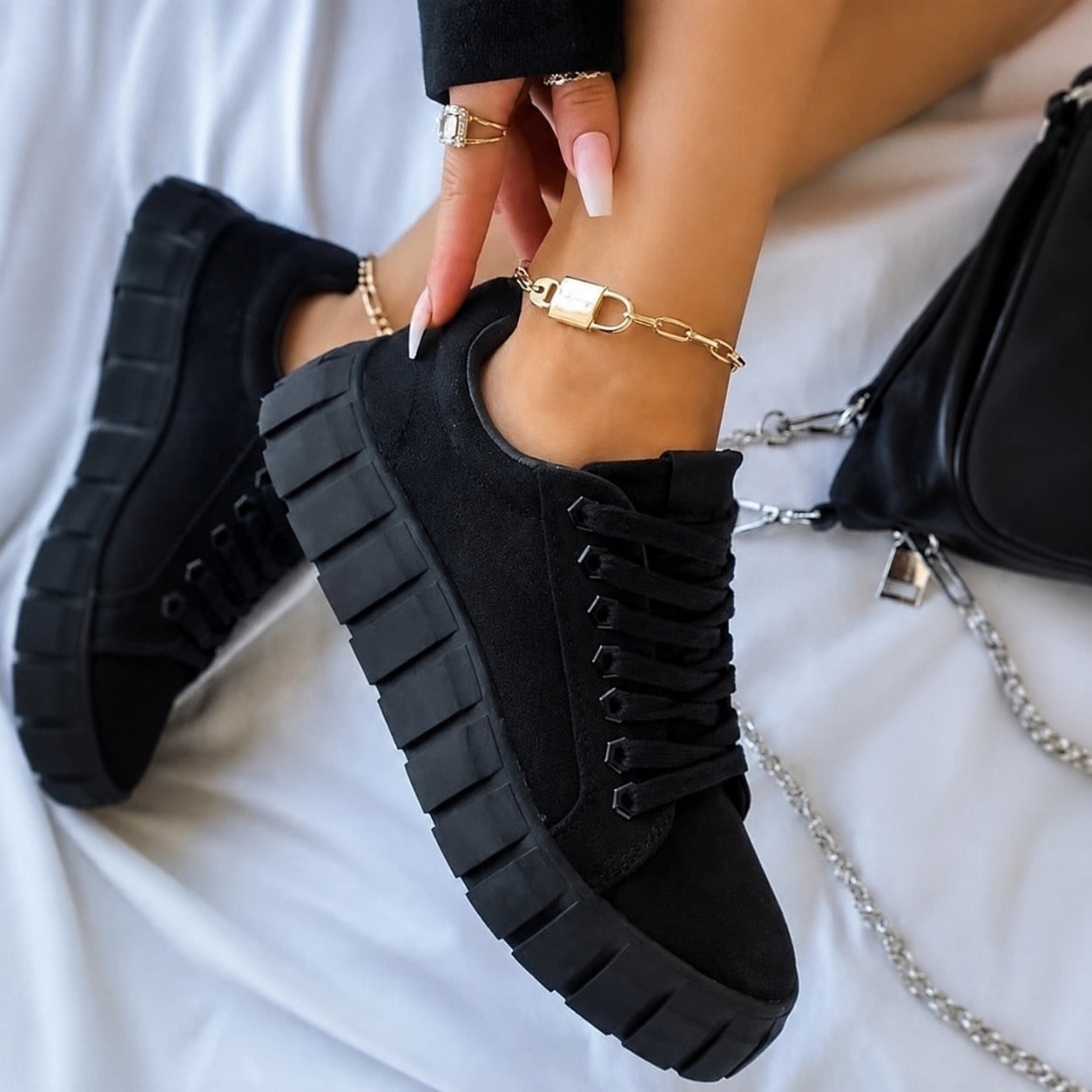 Marit - Bequeme Sportschuhe für Damen