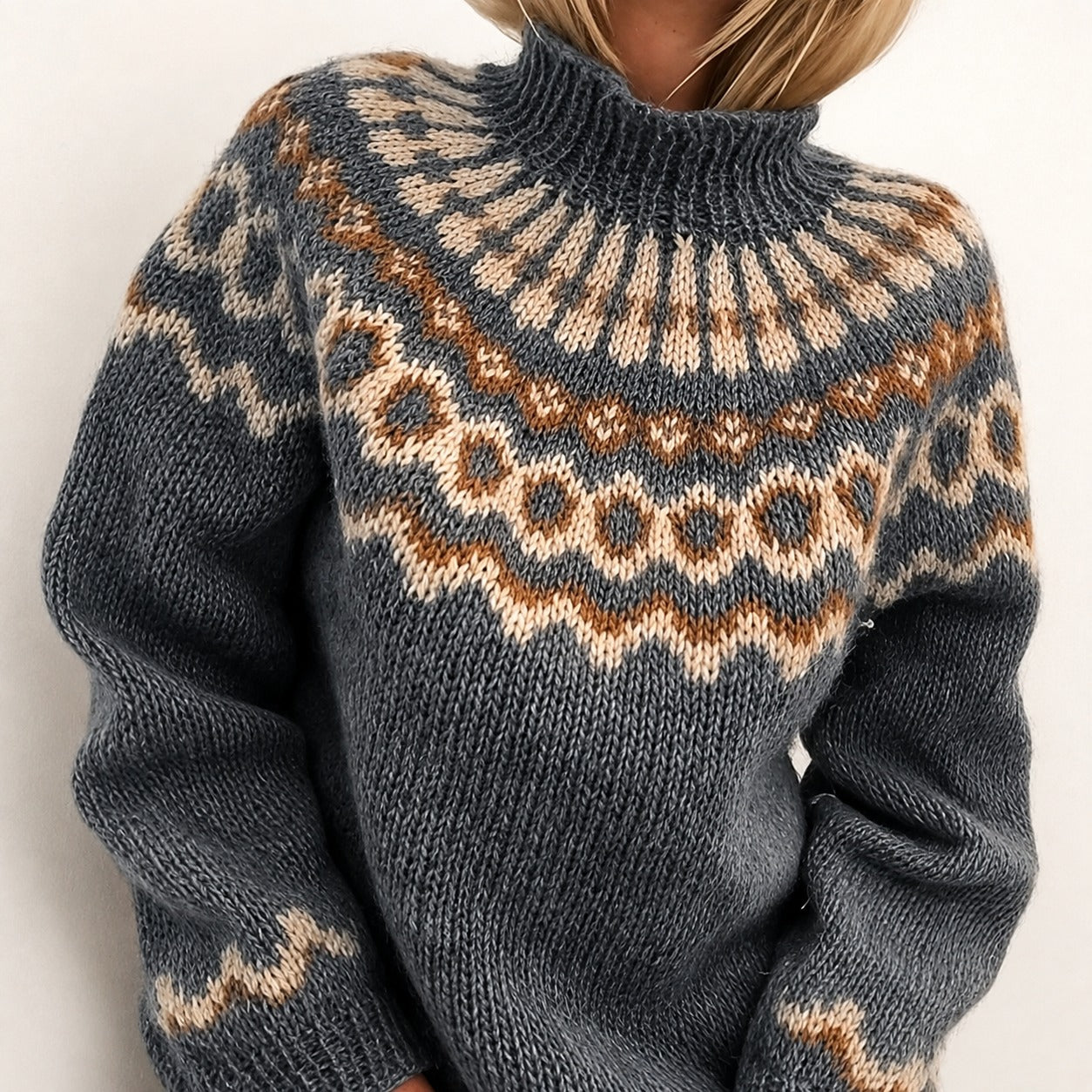 Oona - Gemütlicher Rollkragenpullover im isländischen Design