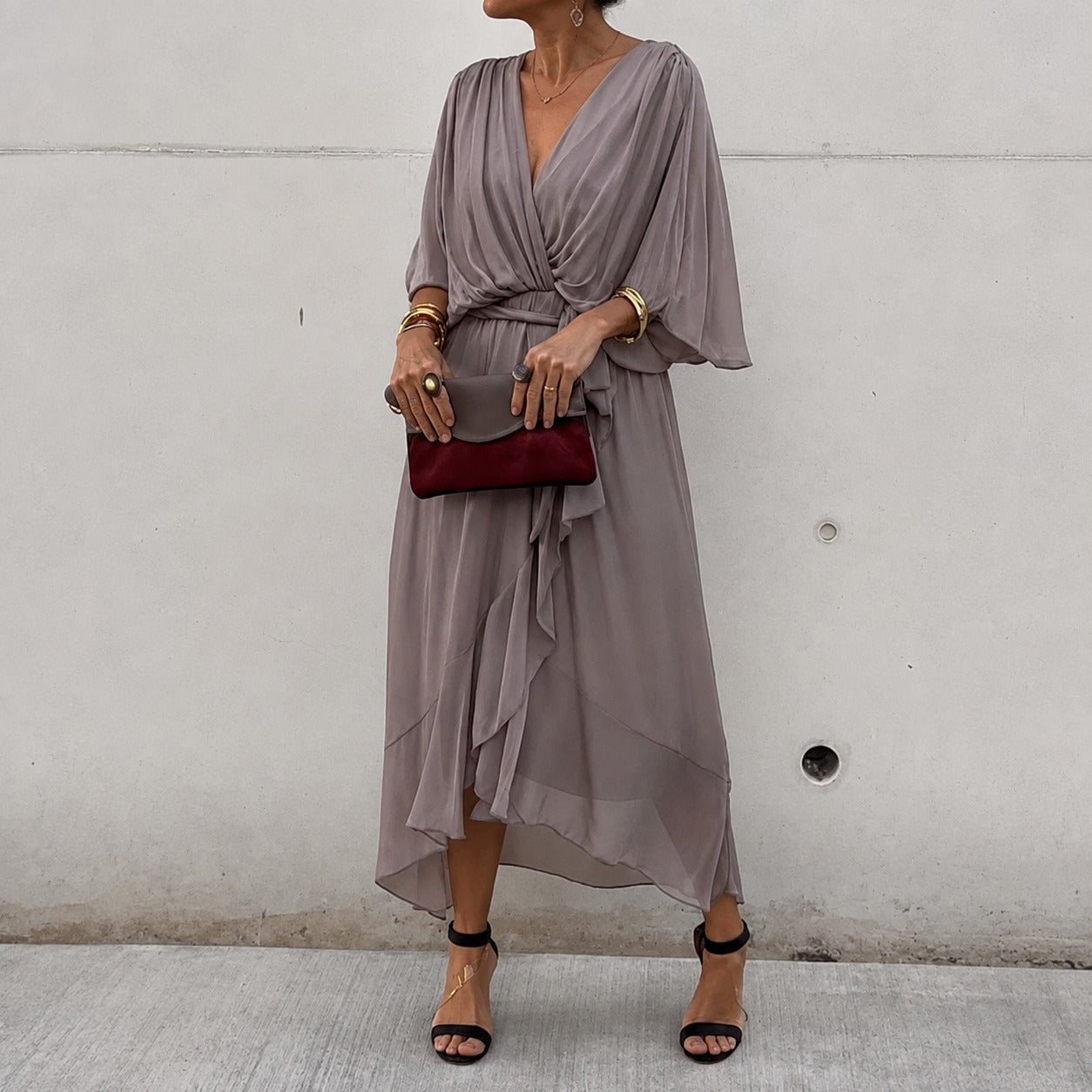 Loisa - Luftiges Kleid mit V-Ausschnitt