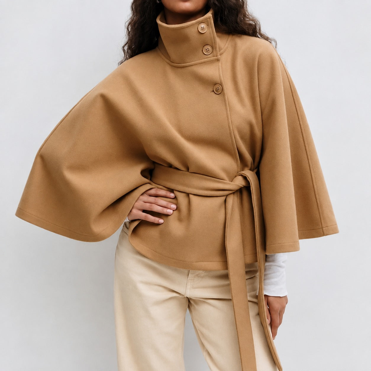 Loraine - Elegante Damenjacke mit Gürtel