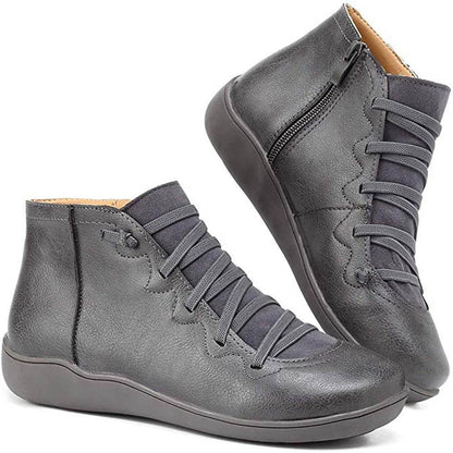Afra – Retro Lace-Up Boots