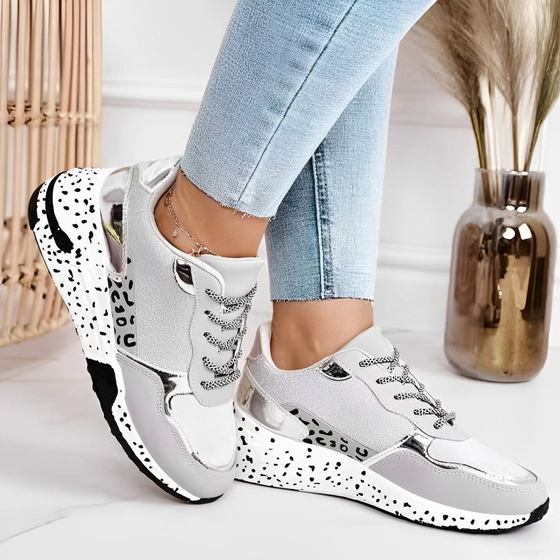 Delora – Orthopädische Sneaker mit ergonomischem Aufbau