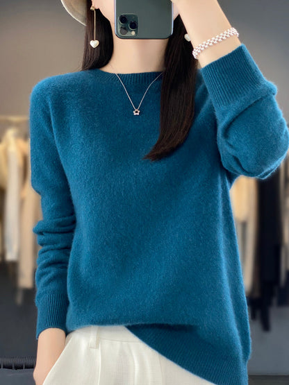 Odelina – Cozy Sweater for Cold Days