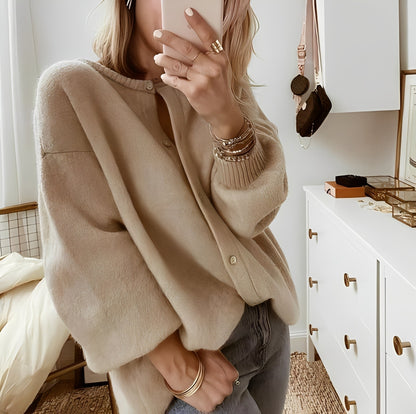 Mildred - Warme oversized Damen-Strickjacke