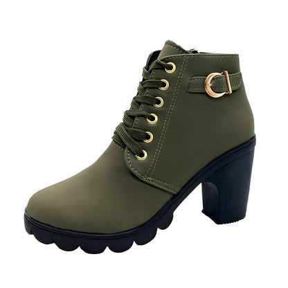 Roxanne - Trendy women's ankle boots with block heel