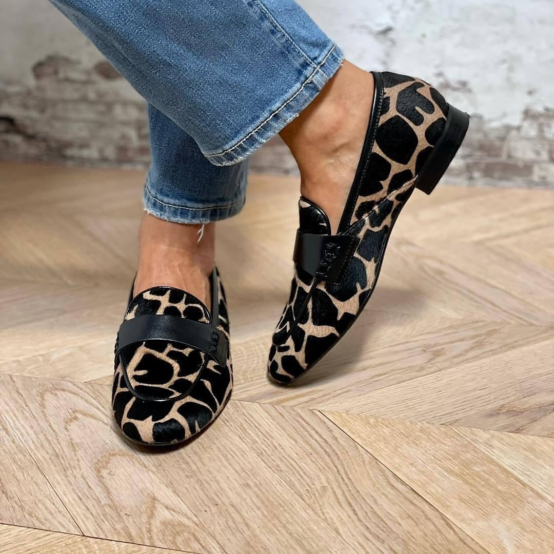 Katherina - Damen-Loafer mit schwarzem Detail im stilvollen Design