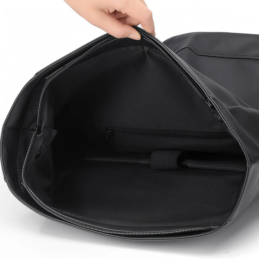 Johnny - Elegant Backpack for Men with Laptop Compartment