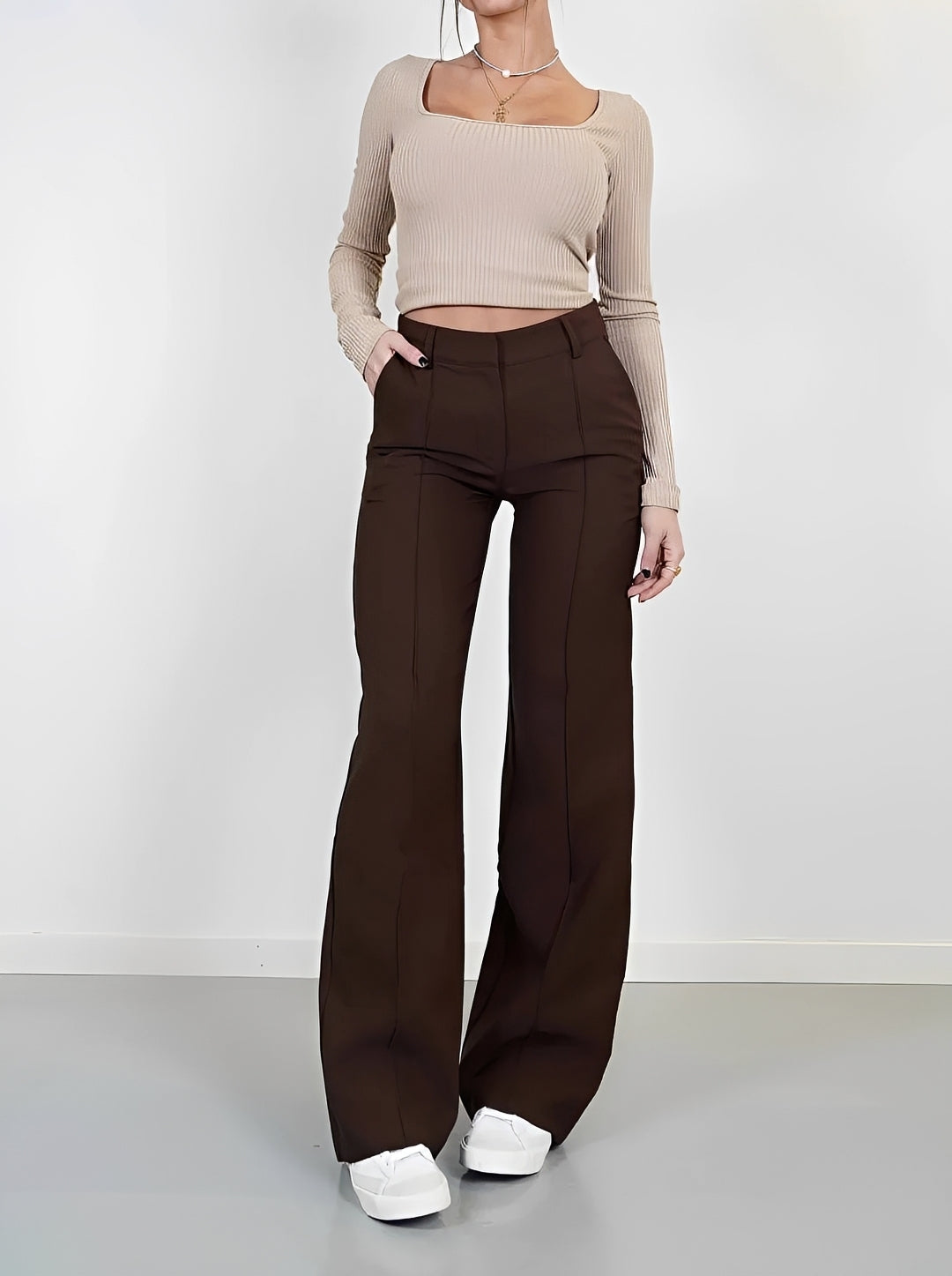 Nancy - Gerade geschnittene Bootcut-Hose für Damen