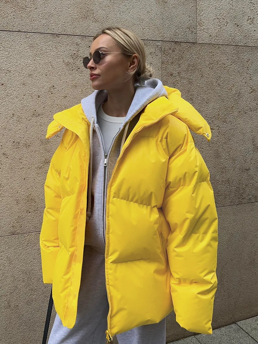 Jana – Gefütterte kurze Jacke mit Kapuze